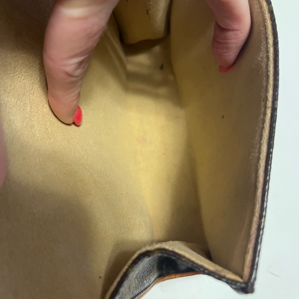 Louis Vuitton Monogram Canvas Brown Crossbody Clutch - Picture 14 of 15